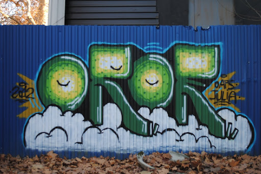 Exploring Lettering Through Graffiti: Oror’s Impactful Murals